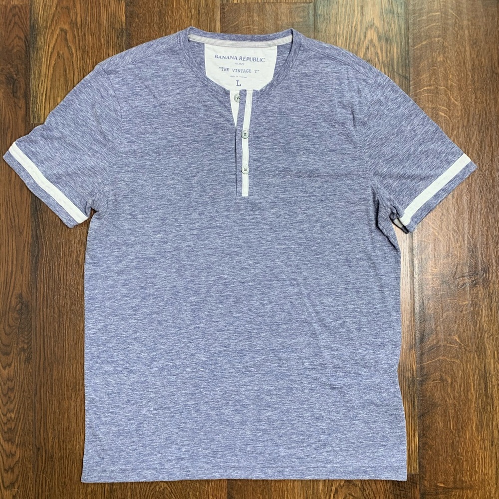 Banana Republic The Vintage Tee 1/4 Button Shirt